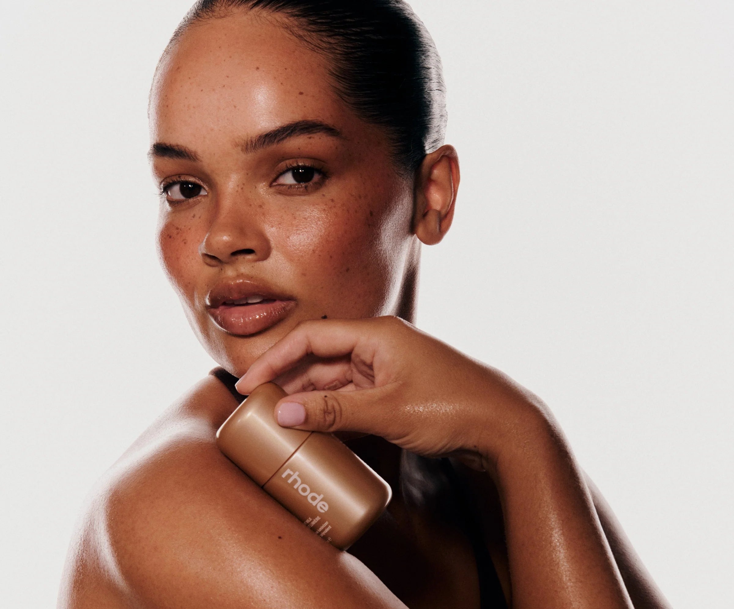 RHODE - Highlight Milk Multipurpose luminizer