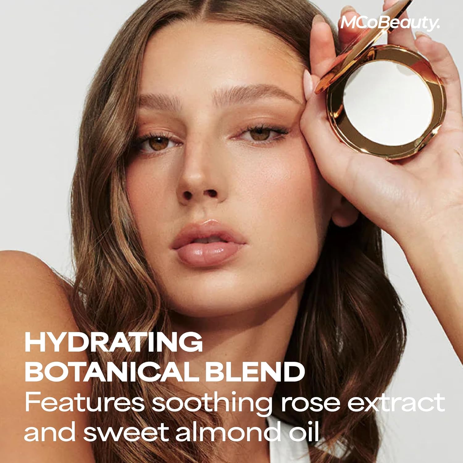 MCo Beauty -  Miracle Flawless Pressed Powder