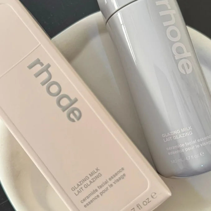 Rhode - Glazing Milk Essence