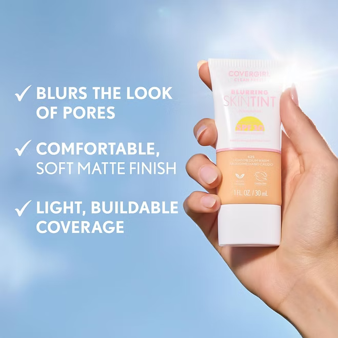 Covergirl - Clean Fresh Blurring Skin Tint With SPF 30 - Beauty Station by Rafia