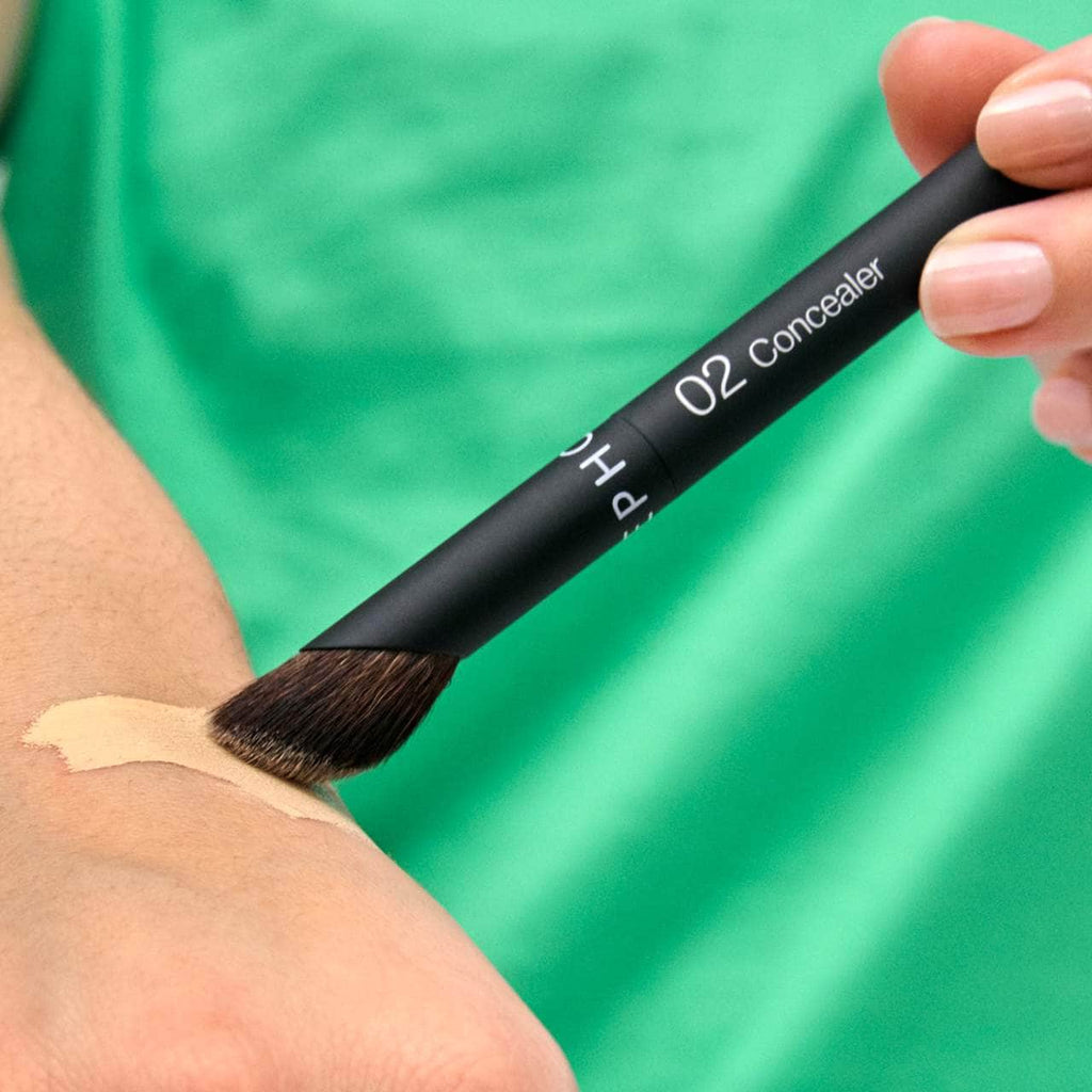 SEPHORA - 02 Concealer Essential Brush - Beauty Station by Rafia